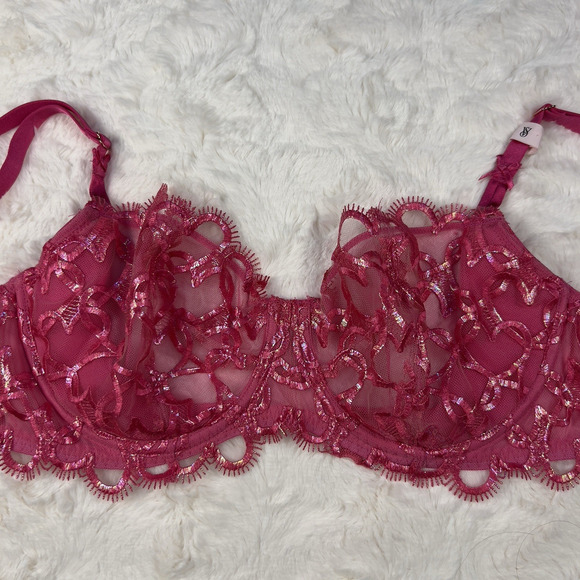Victoria’s Secret Very Sexy Heart Mesh Low Cut Demi Bra 36D Fuchsia Lace NWT - Picture 3 of 10